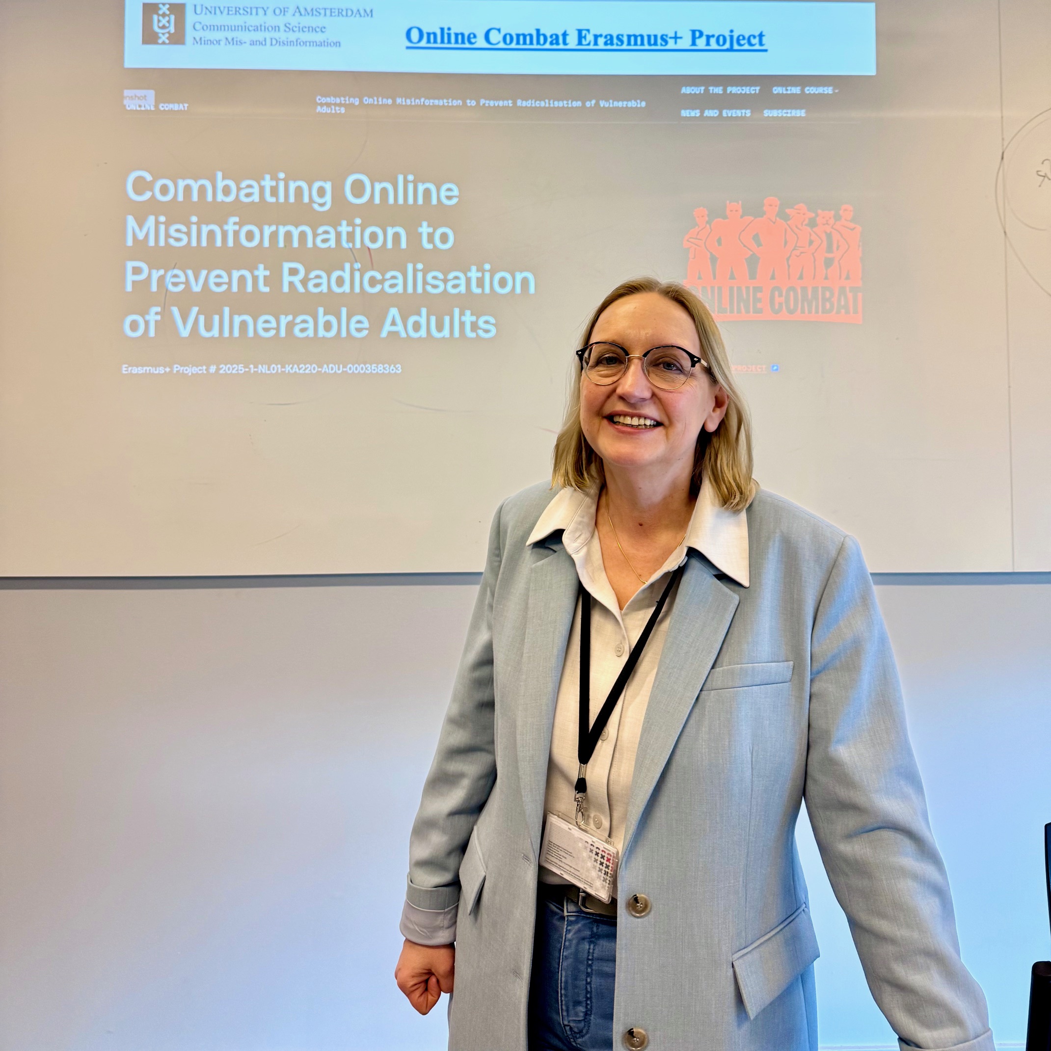 How can online games help adults resist misinformation?